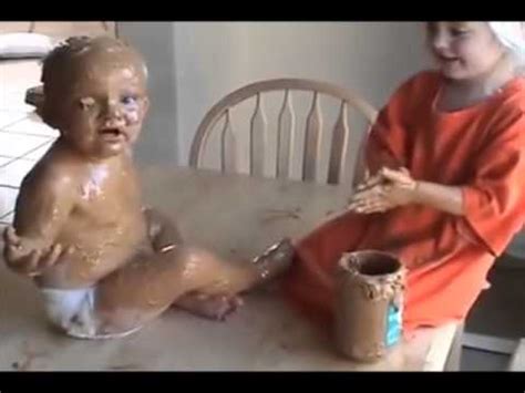 Sep 9, 2015 · It’s been 11 years since mum Gina Gardner Brown uploaded this video of her then-18-month-old son, Ethan, covered in peanut butter. But I’m pretty sure it would still win the “messiest baby” award today. If you haven’t seen ‘peanut butter baby’ yet, then take two minutes out of your day to watch this hilarious sibling moment. 